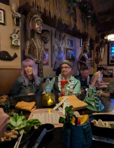 From Left to Right: Evelyn (Mrs Tonybme), Kathy (Mrs Tiki Brian), Tiki Brian & Tonybme