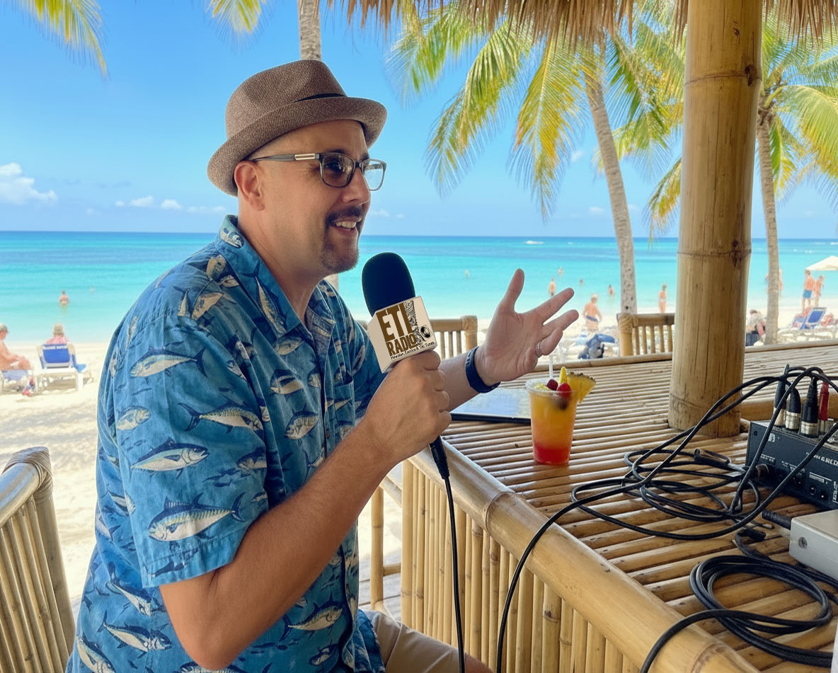Tiki Brian Broadcasting ETI RADIO from paradise Tiki Brian Broadcasting ETI RADIO from paradise